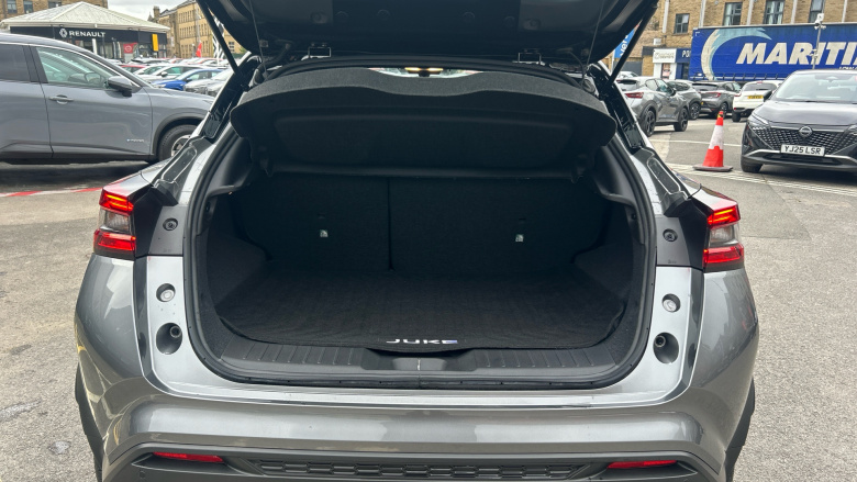 Nissan Juke 1.6 Hybrid Tekna+ 5dr Auto Hybrid Hatchback